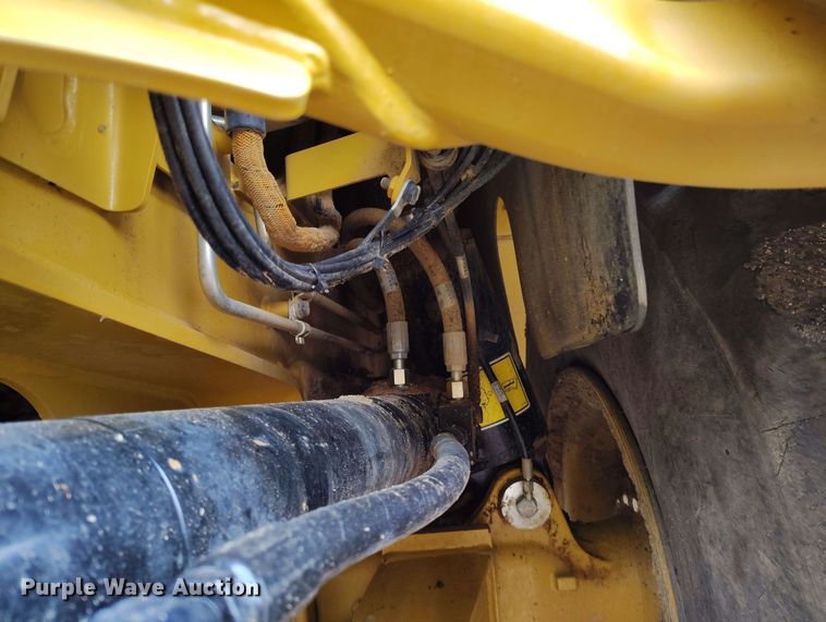 image for item EH0240 2019 Caterpillar 730 articulated haul truck