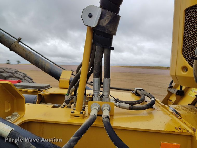 image for item EH0240 2019 Caterpillar 730 articulated haul truck