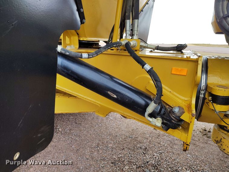 image for item EH0240 2019 Caterpillar 730 articulated haul truck