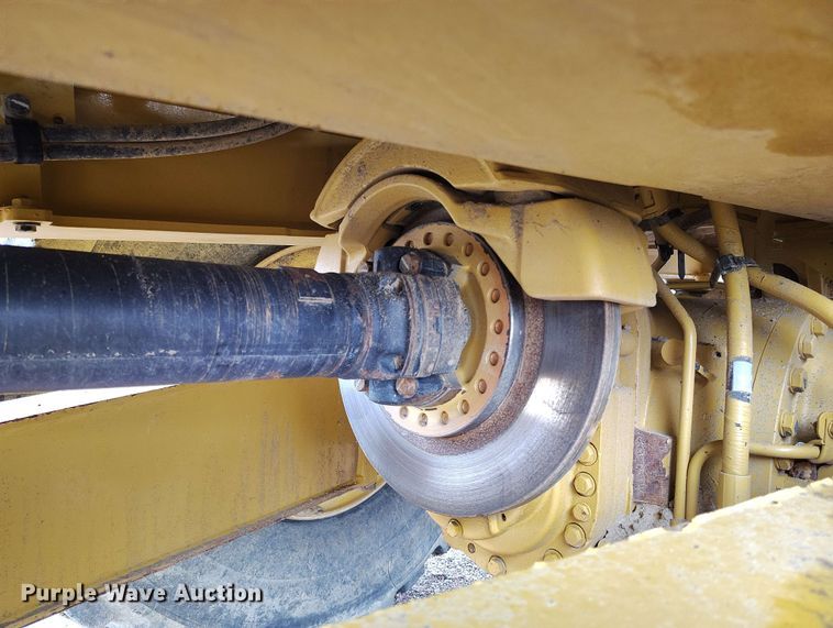 image for item EH0240 2019 Caterpillar 730 articulated haul truck