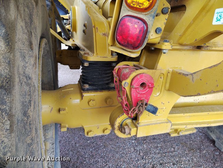 image for item EH0240 2019 Caterpillar 730 articulated haul truck