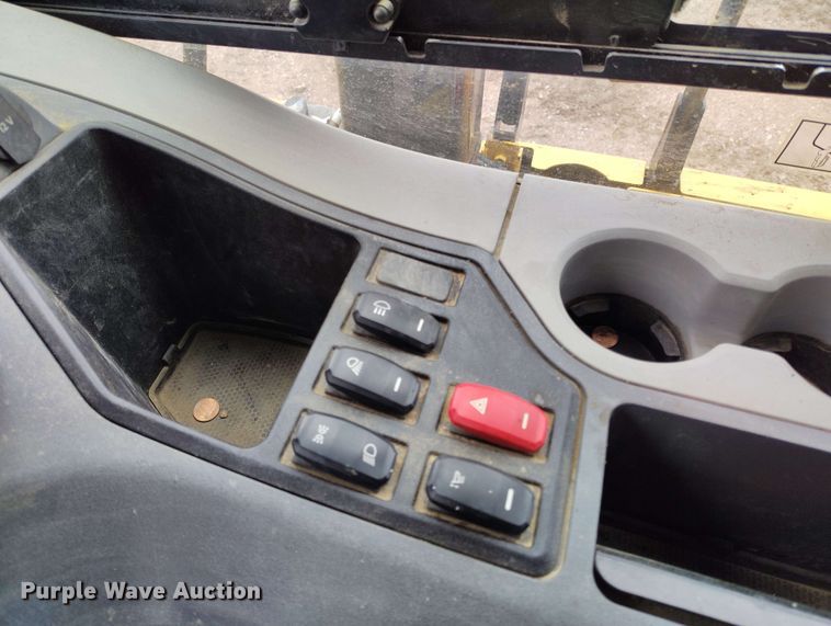 image for item EH0240 2019 Caterpillar 730 articulated haul truck