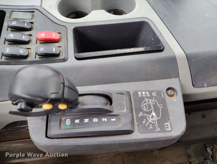 image for item EH0240 2019 Caterpillar 730 articulated haul truck