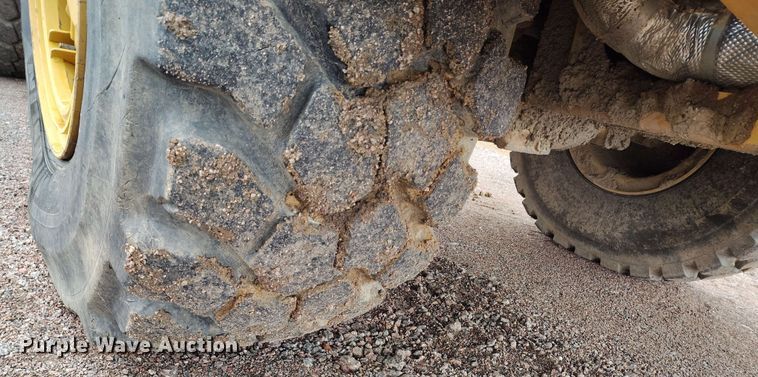 image for item EH0240 2019 Caterpillar 730 articulated haul truck