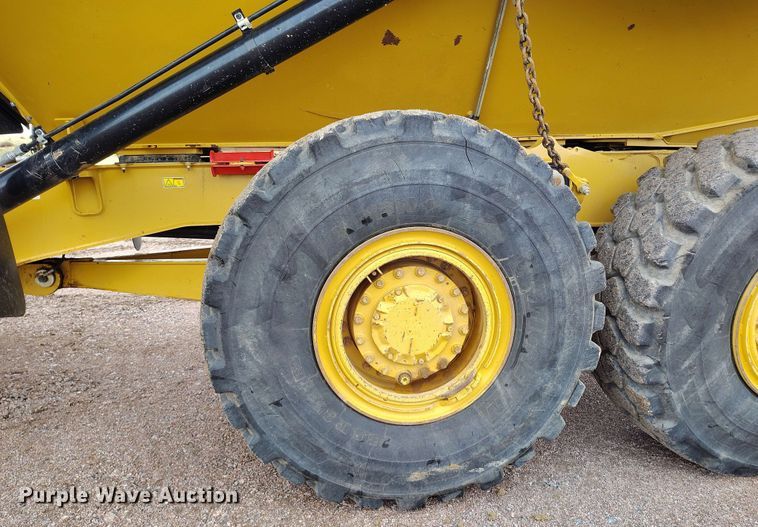 image for item EH0240 2019 Caterpillar 730 articulated haul truck