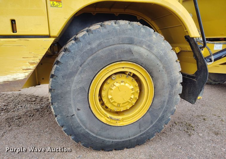 image for item EH0240 2019 Caterpillar 730 articulated haul truck