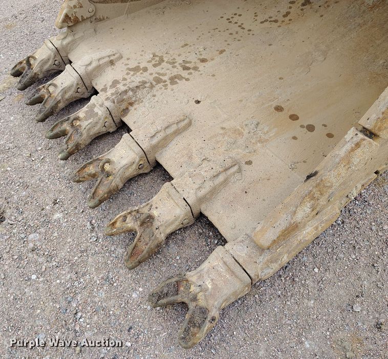 image for item EH0241 2023 Caterpillar 352 excavator