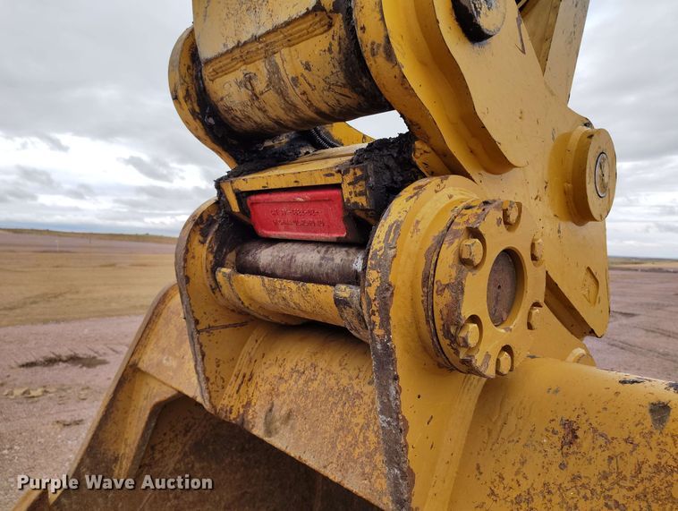 image for item EH0241 2023 Caterpillar 352 excavator