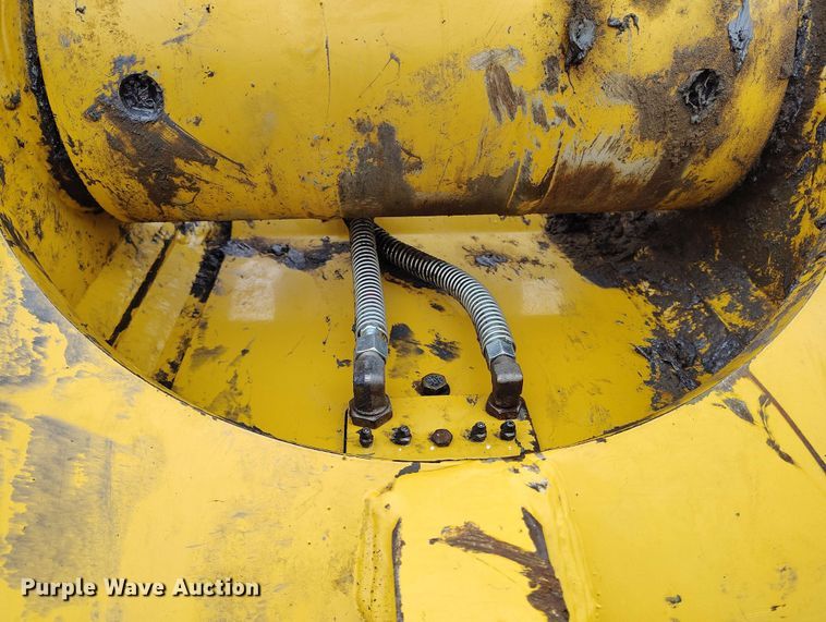 image for item EH0241 2023 Caterpillar 352 excavator