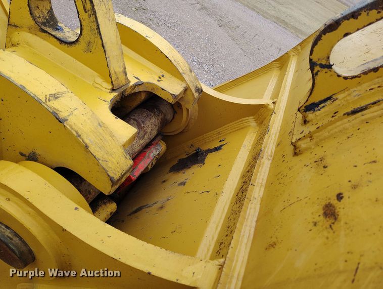 image for item EH0241 2023 Caterpillar 352 excavator