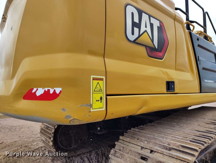 image for item EH0241 2023 Caterpillar 352 excavator