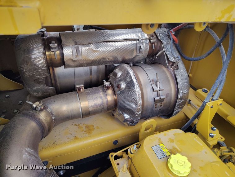 image for item EH0241 2023 Caterpillar 352 excavator