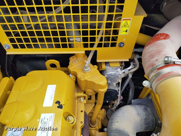 image for item EH0241 2023 Caterpillar 352 excavator