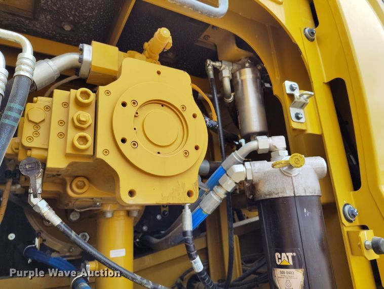 image for item EH0241 2023 Caterpillar 352 excavator