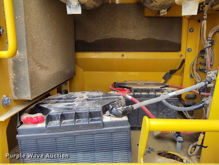 image for item EH0241 2023 Caterpillar 352 excavator