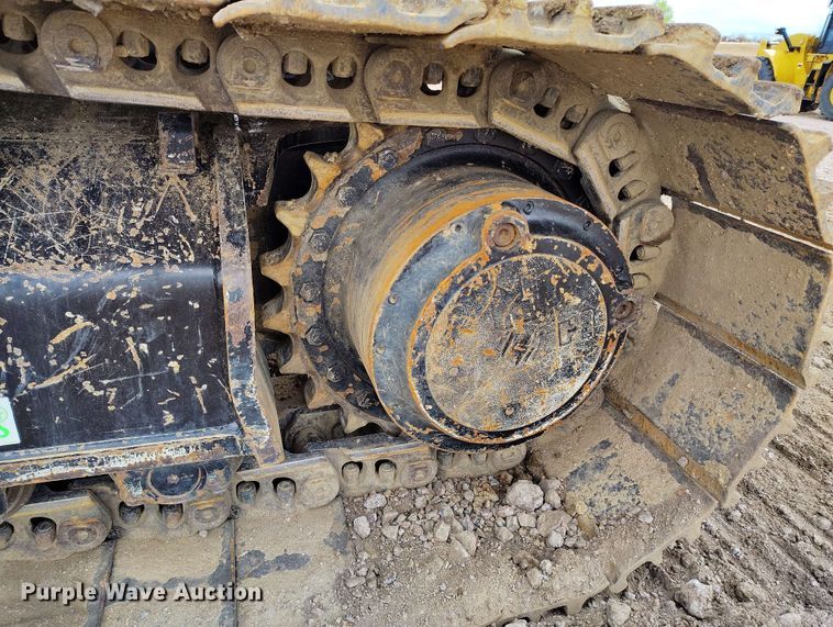 image for item EH0241 2023 Caterpillar 352 excavator