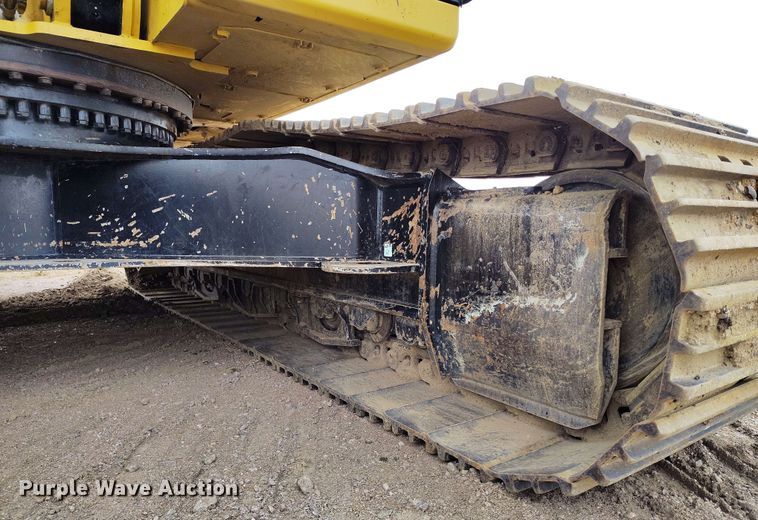 image for item EH0241 2023 Caterpillar 352 excavator