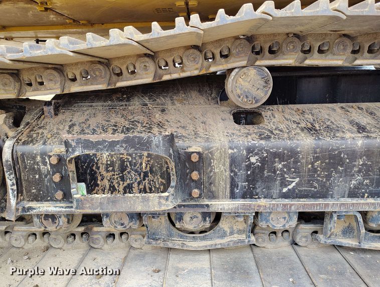 image for item EH0241 2023 Caterpillar 352 excavator