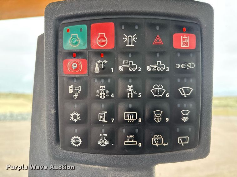 image for item EH0242 2018 John Deere 872G motor grader