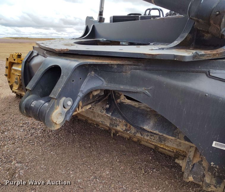 image for item EH0243 2018 John Deere 772G motor grader