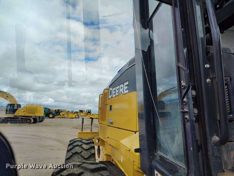 image for item EH0243 2018 John Deere 772G motor grader