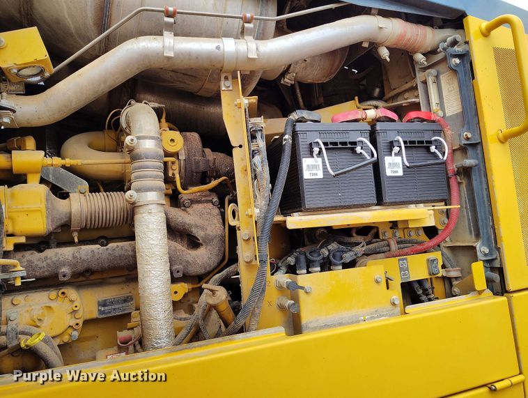 image for item EH0243 2018 John Deere 772G motor grader