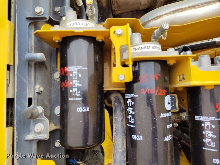 image for item EH0243 2018 John Deere 772G motor grader