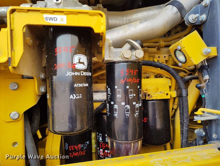 image for item EH0243 2018 John Deere 772G motor grader