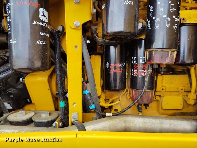 image for item EH0243 2018 John Deere 772G motor grader