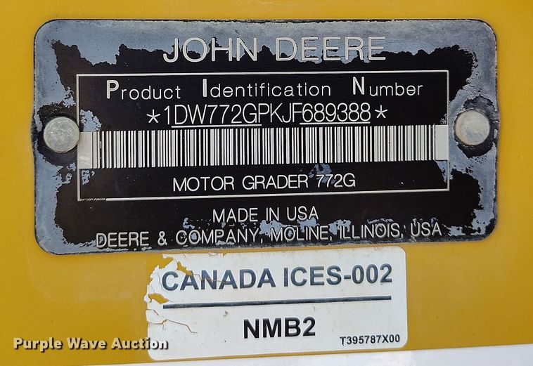 image for item EH0243 2018 John Deere 772G motor grader