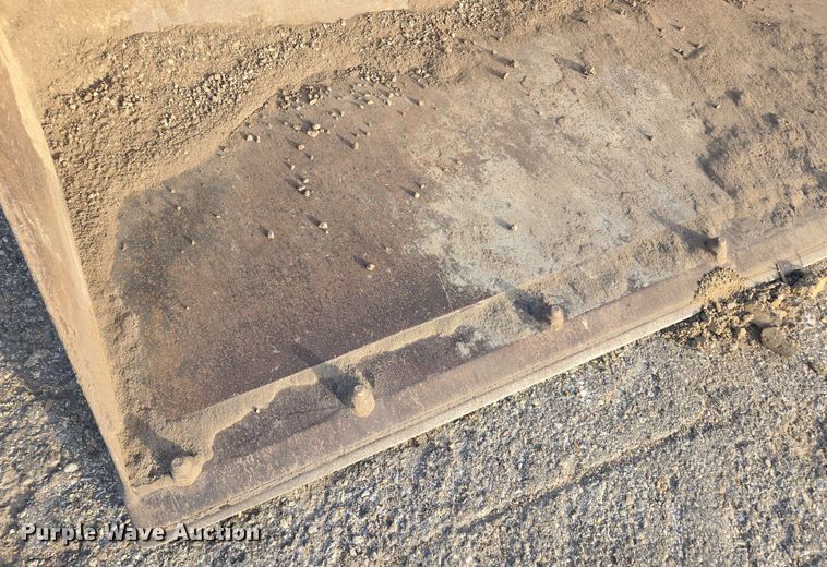 image for item EH0244 2018 John Deere 333G tracked skid steer loader