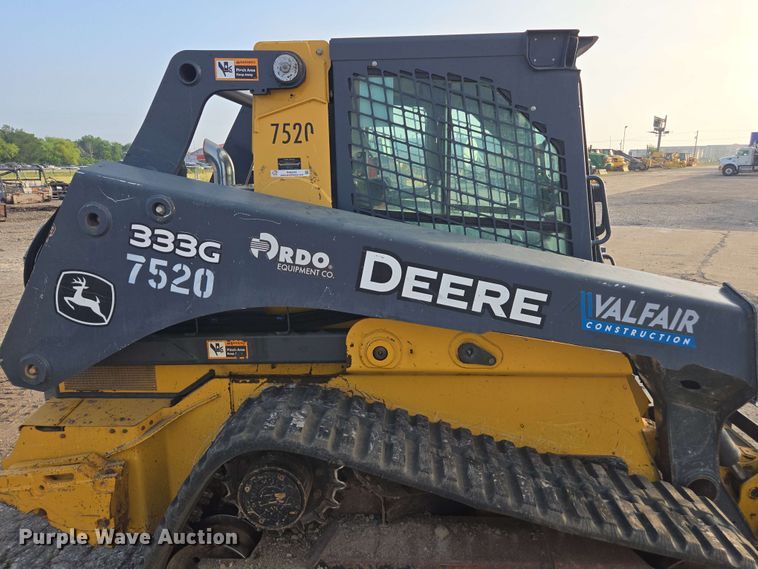 image for item EH0244 2018 John Deere 333G tracked skid steer loader