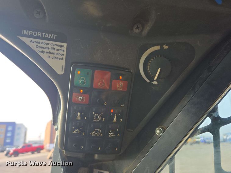 image for item EH0244 2018 John Deere 333G tracked skid steer loader