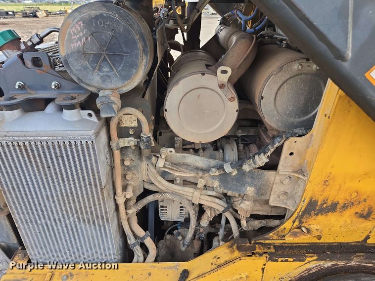 image for item EH0244 2018 John Deere 333G tracked skid steer loader