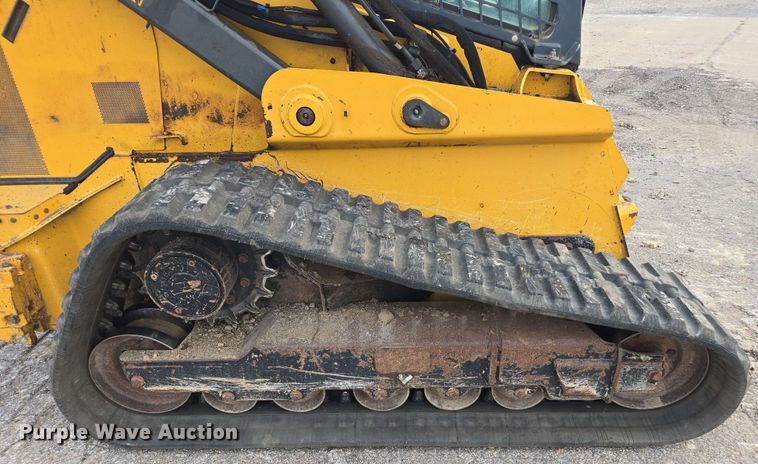 image for item EH0244 2018 John Deere 333G tracked skid steer loader