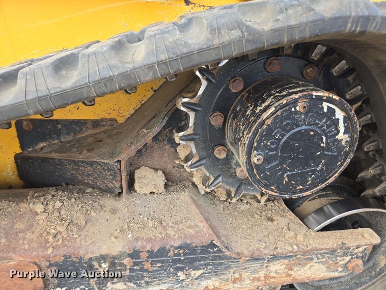 image for item EH0244 2018 John Deere 333G tracked skid steer loader