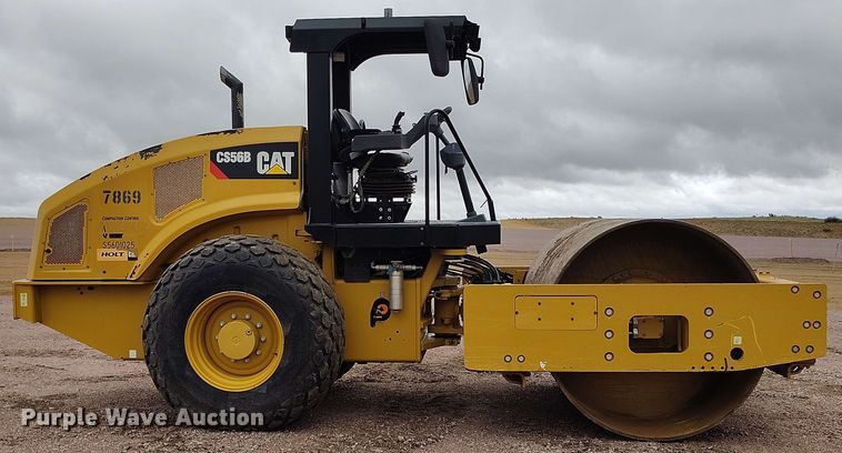 image for item EH0245 2016 Caterpillar CS56B single drum vibratory roller