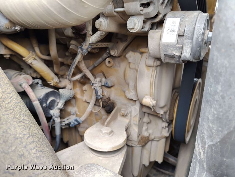 image for item EH0245 2016 Caterpillar CS56B single drum vibratory roller