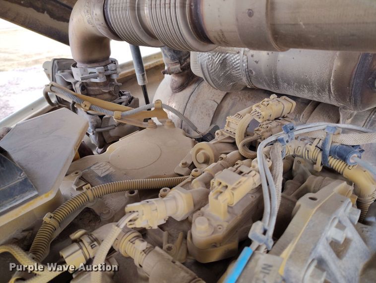 image for item EH0245 2016 Caterpillar CS56B single drum vibratory roller