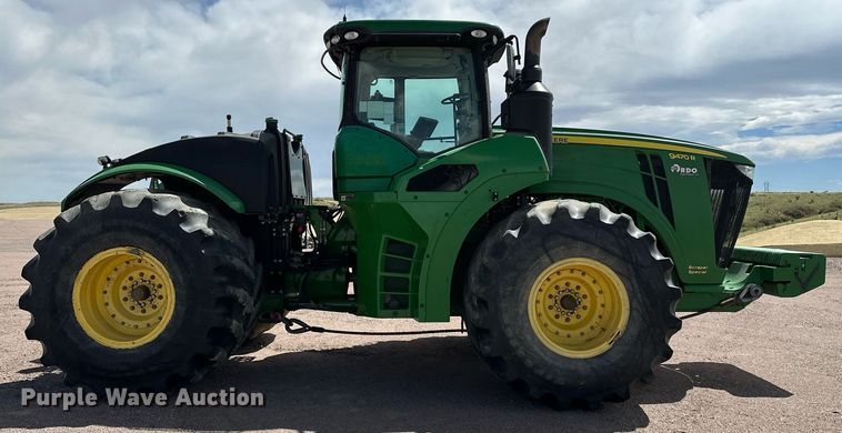 image for item EH0246 2018 John Deere 9470R  Scraper Special 4WD tractor