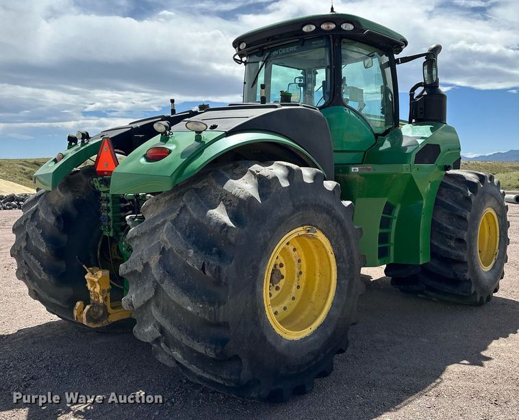 image for item EH0246 2018 John Deere 9470R  Scraper Special 4WD tractor