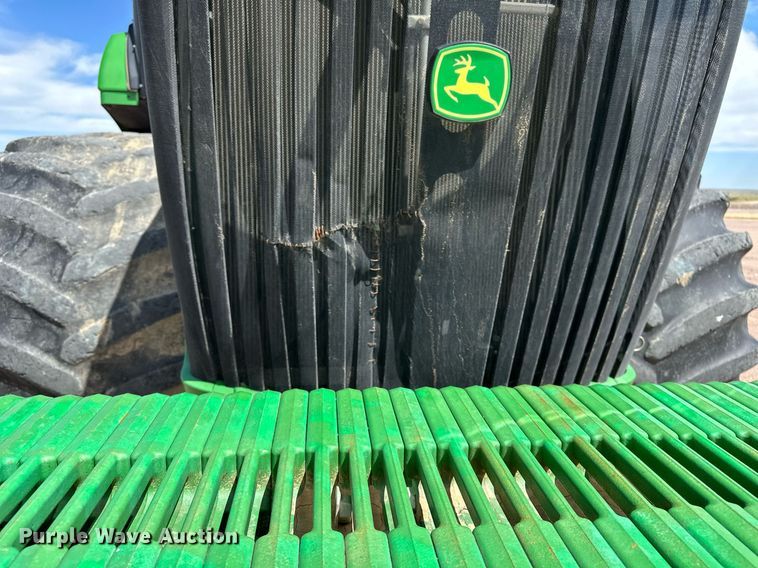 image for item EH0246 2018 John Deere 9470R  Scraper Special 4WD tractor