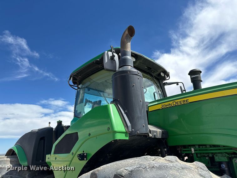 image for item EH0246 2018 John Deere 9470R  Scraper Special 4WD tractor