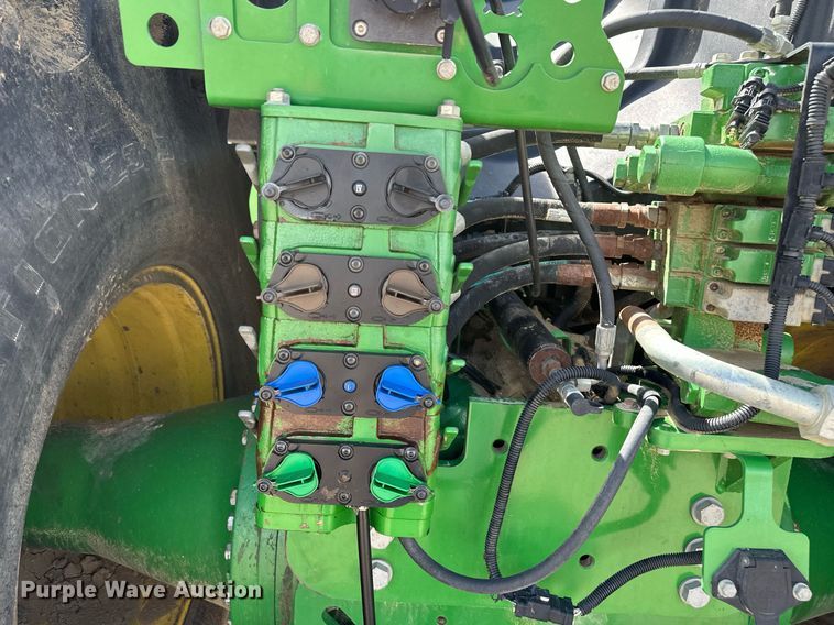 image for item EH0246 2018 John Deere 9470R  Scraper Special 4WD tractor