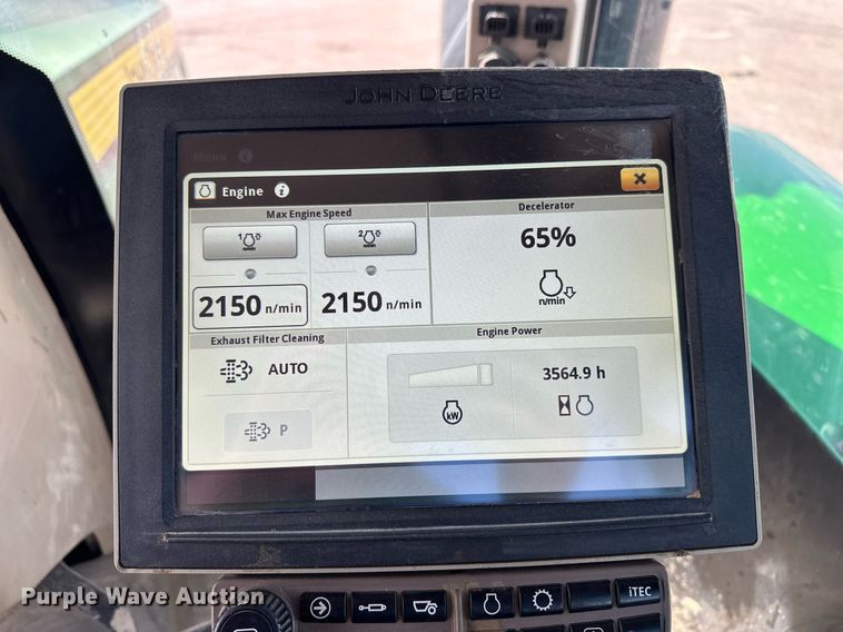 image for item EH0246 2018 John Deere 9470R  Scraper Special 4WD tractor