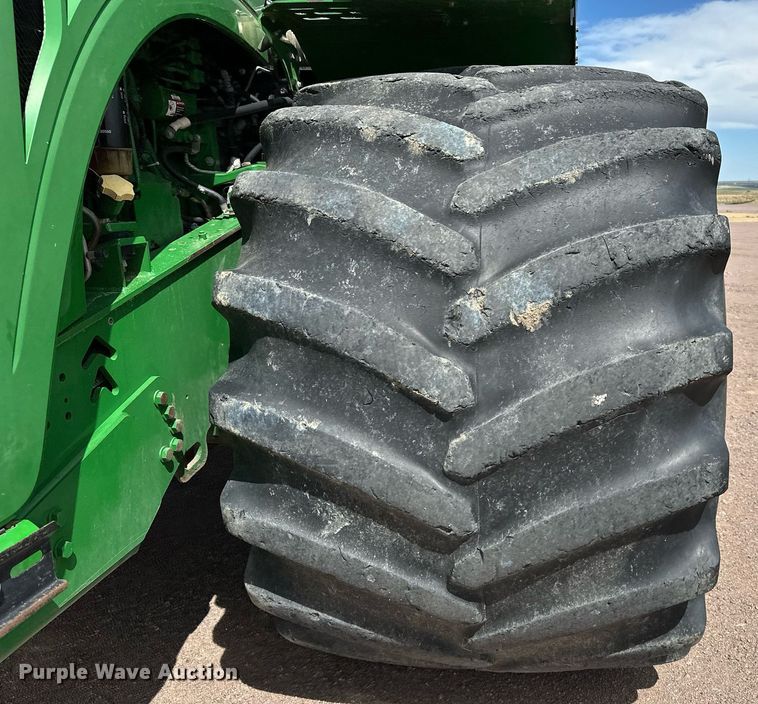 image for item EH0246 2018 John Deere 9470R  Scraper Special 4WD tractor