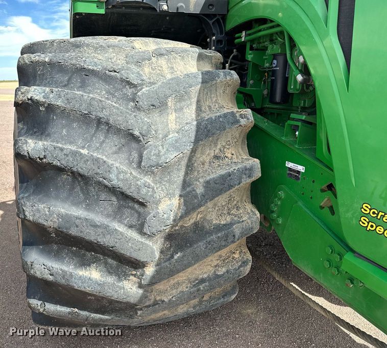 image for item EH0246 2018 John Deere 9470R  Scraper Special 4WD tractor