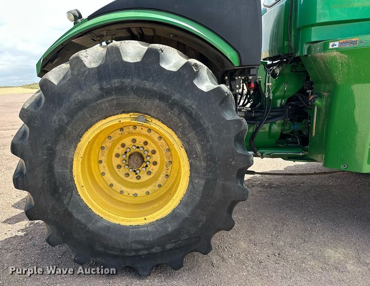 image for item EH0246 2018 John Deere 9470R  Scraper Special 4WD tractor