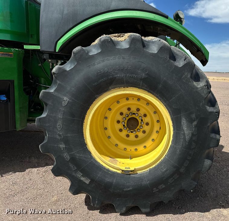 image for item EH0246 2018 John Deere 9470R  Scraper Special 4WD tractor