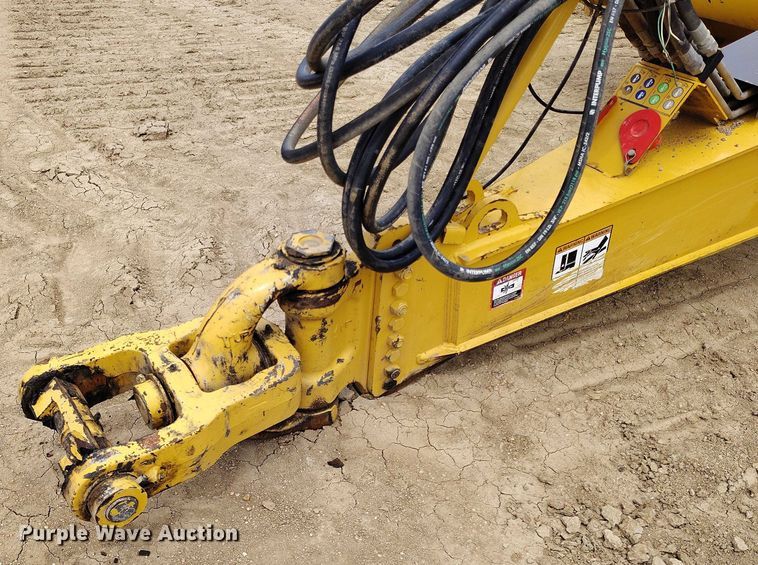 image for item EH0247 2018 John Deere 2010DE scraper